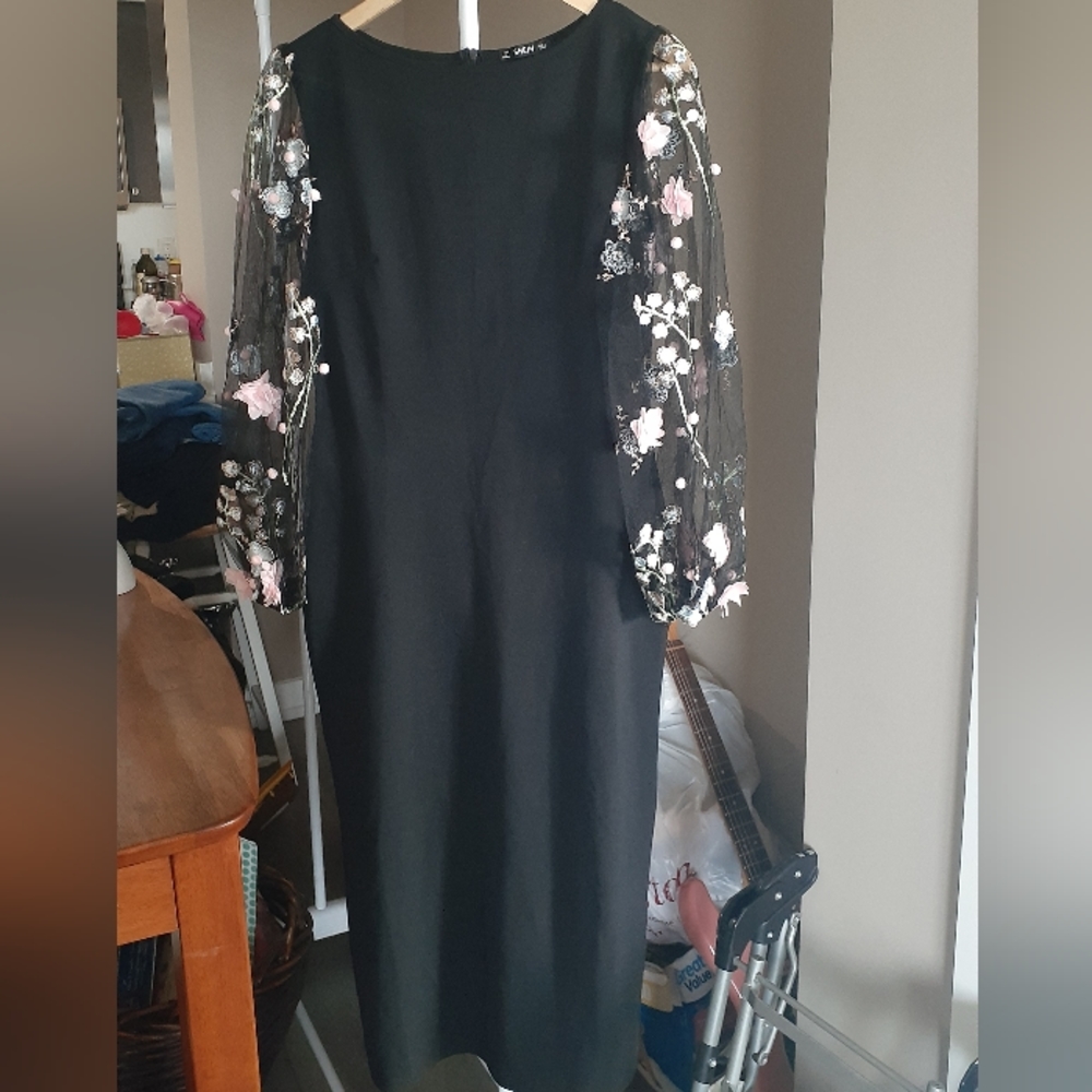 Shein Mesh Floral Detail Sleeve